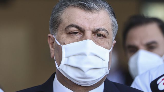 Sağlık Bakanı Fahrettin Koca konuştu Maske zorunluluğu kalkıyor mu?