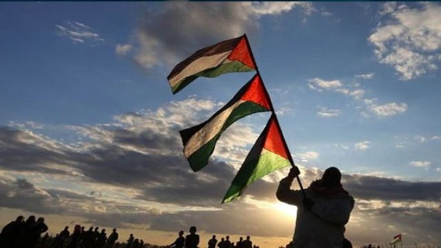 İsrail'de Filistin bayrağına yasak!